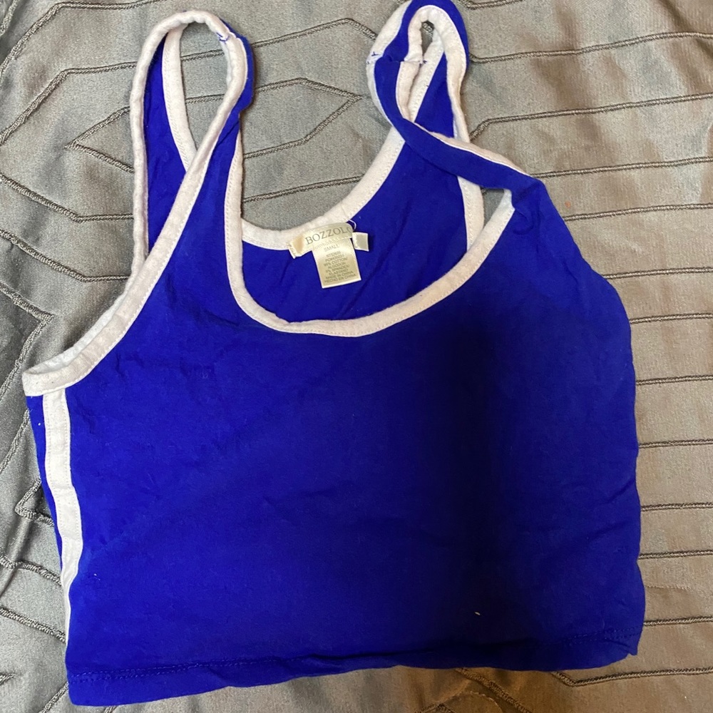 Blue tank crop
